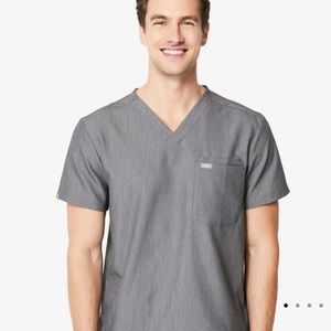 FIGS Leon Two Pock Scrub Top